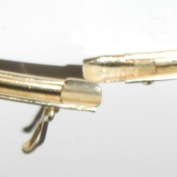 Bracelet 10K Yellow Gold Bangle with Hinged Safety Clasp - Picture 4 of 11